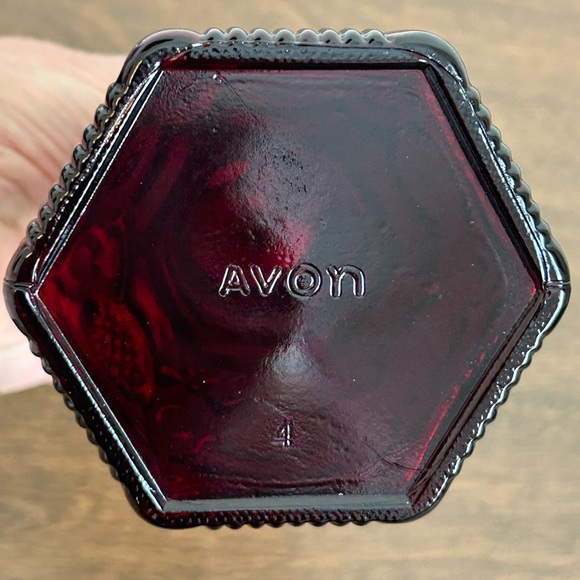 AVON 1876 CAPE COD COLLECTION RUBY RED GLASS 8.5" CANDLESTICK - Picture 3 of 3